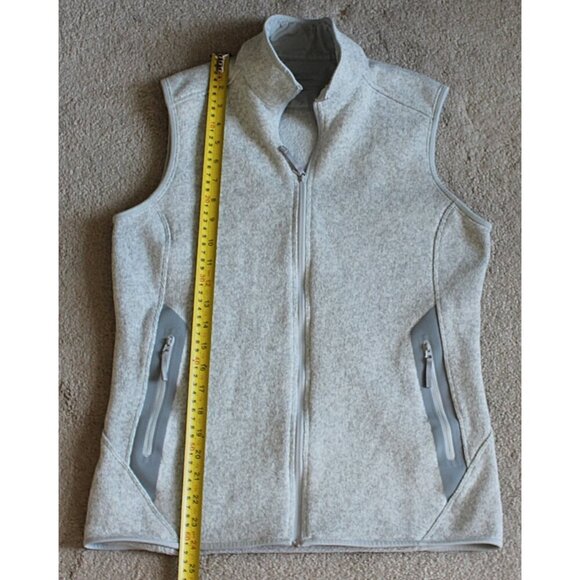 Arc'teryx - Women's Athena Covert Vest in Grey Heather, Med - Picture 7 of 8